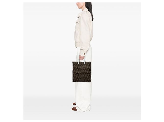 Fendi Shopping Tote aus braunem Zucca Canvas - Ansicht 5
