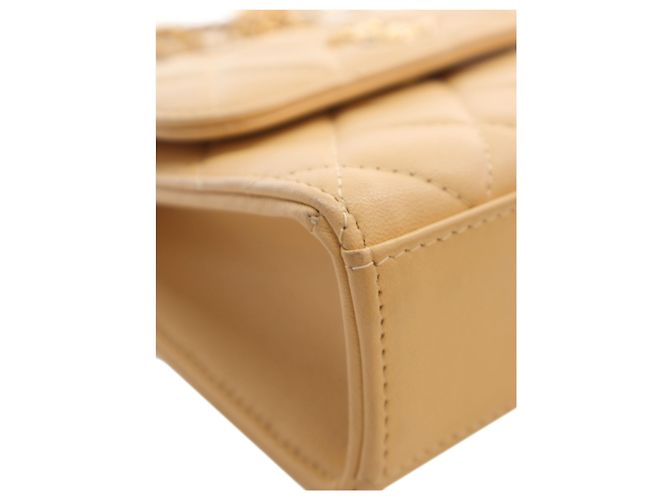 Chanel Beige CC Quilted Lambskin Faux Pearl Top Handle Flap - vista 10
