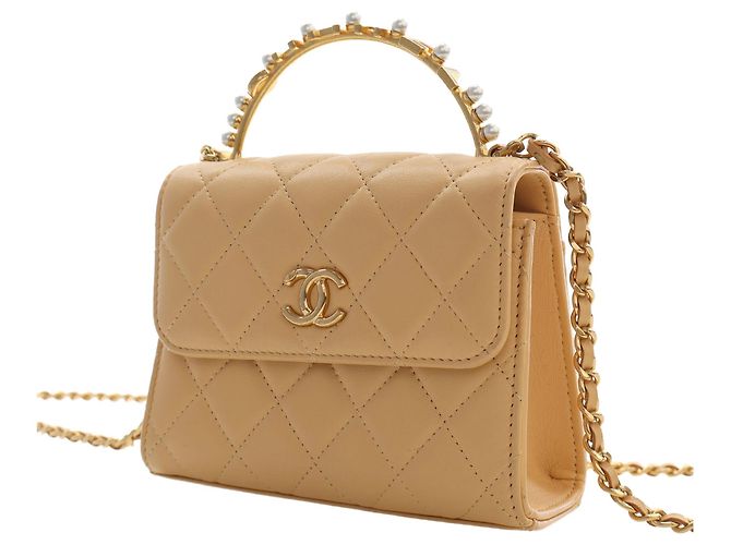 Chanel Beige CC Quilted Lambskin Faux Pearl Top Handle Flap - vista 12