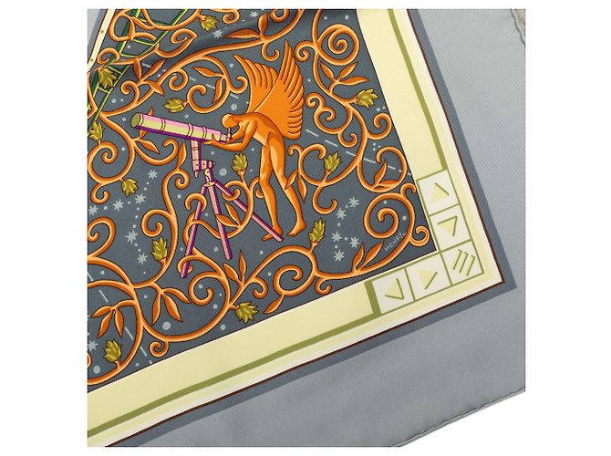Pañuelo de seda Hermès Gray World Map 90 - vista 3