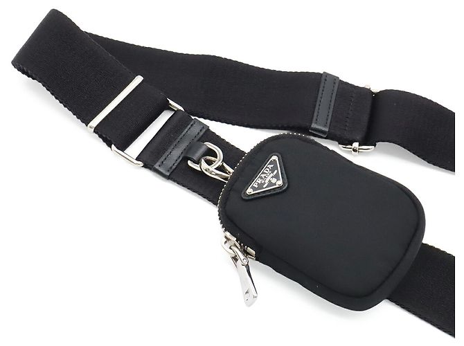 Bolso Tote Prada Small Padded Re-Nylon - vista 6