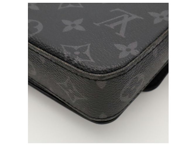 Portafoglio a tracolla Louis Vuitton Monogram Eclipse Montsouris - vista 4