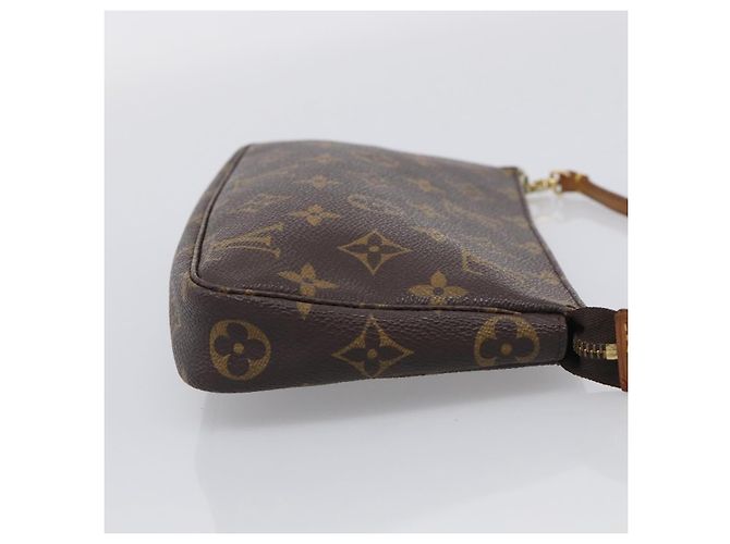 Louis Vuitton Pochette Accessoires NM Monogram Canvas - vista 3