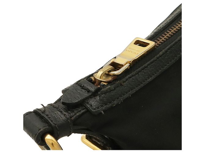 Bolsa de Ombro Prada Triangle em Black - vista 7
