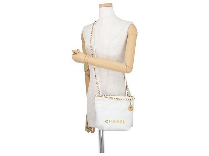 Bolso Chanel 22 Mini Coco Mark - vista 5