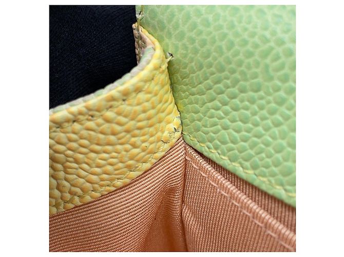 Borsa a tracolla Chanel Matelassé con catena - vista 10