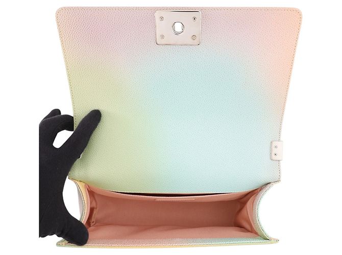Borsa a tracolla Chanel Matelassé con catena - vista 5