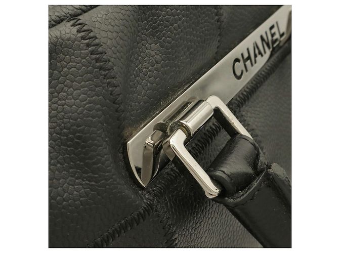 Borsa Boston Chanel in pelle di vitello martellata nera - vista 6