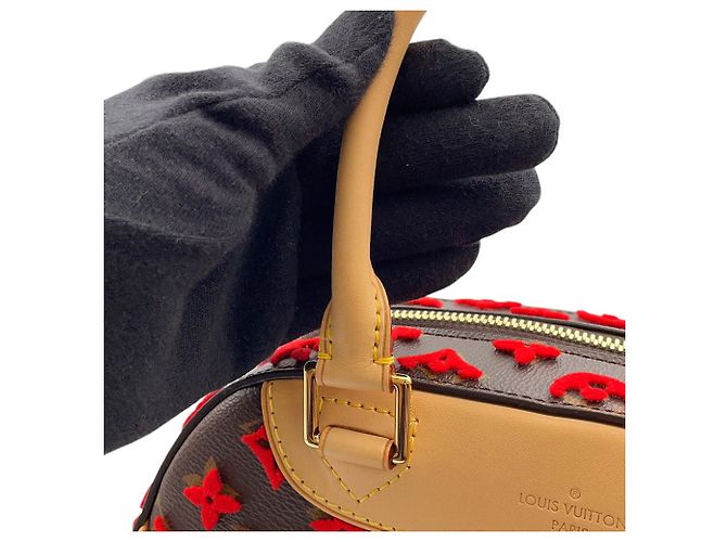 Louis Vuitton Monogram Tuffetage Deauville Cube Handtasche - Ansicht 13