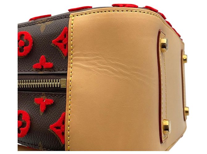 Louis Vuitton Monogram Tuffetage Deauville Cube Handtasche - Ansicht 9