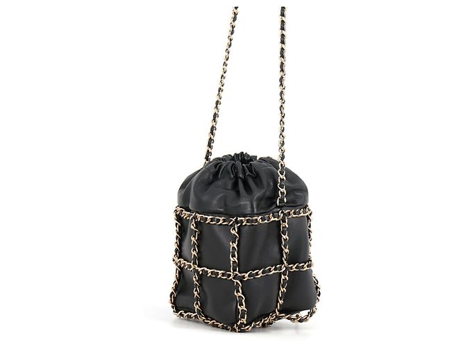 Borsa a tracolla Chanel in pelle d'agnello nera - vista 2