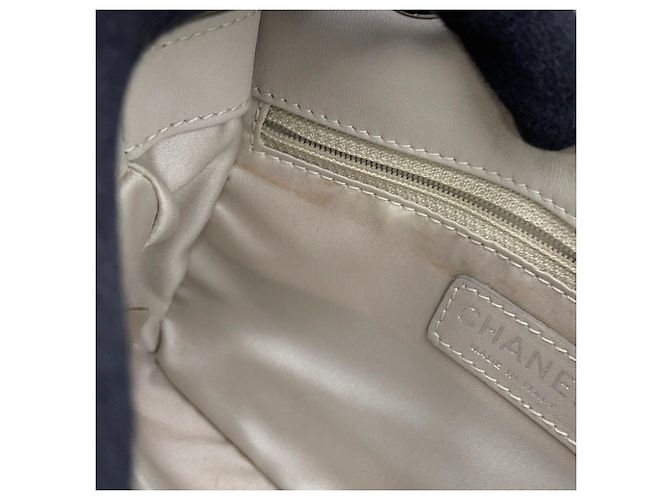 Borsa a tracolla Chanel con catena argentata - vista 12