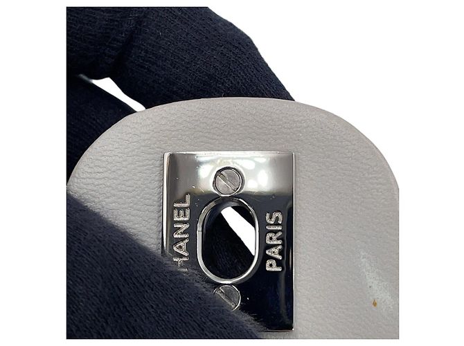 Borsa a tracolla Chanel con catena argentata - vista 14