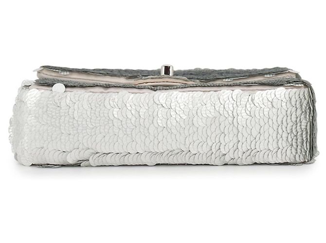 Borsa a tracolla Chanel con catena argentata - vista 3