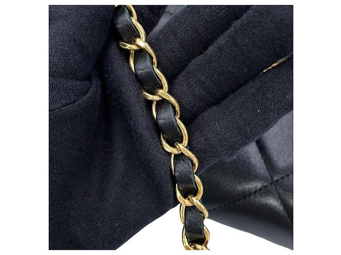 Chanel Matelassé Mini Flap Bag - Ansicht 14