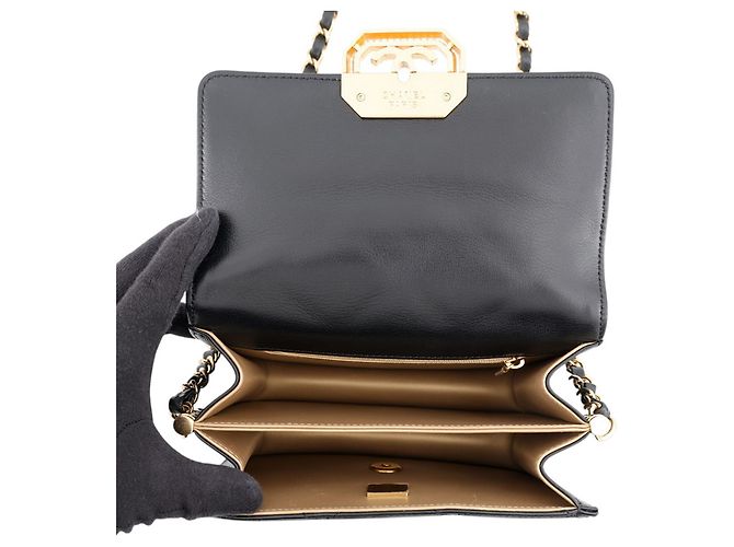 Chanel Matelassé Mini Flap Bag - Ansicht 5