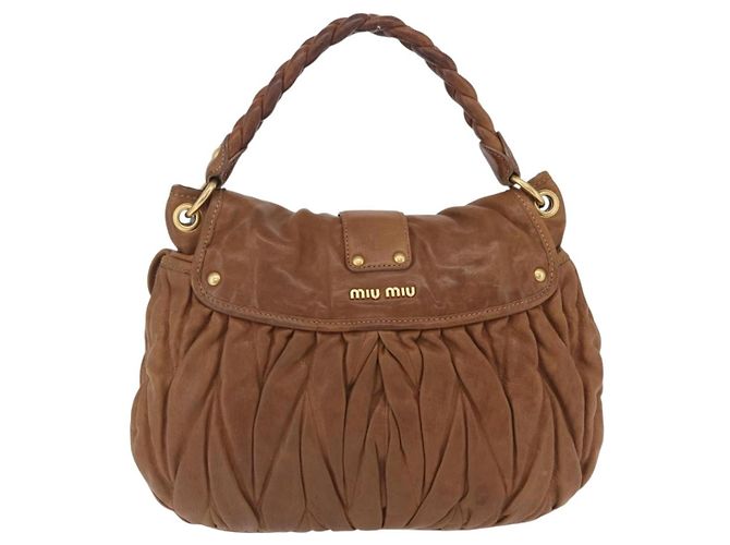 Miu Miu Coffer Convertible Hobo Matelasse Leather Medium - vista 2