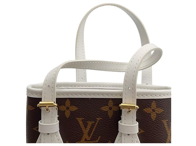 Louis Vuitton Monogram Nano Bucket Handtasche - Ansicht 10