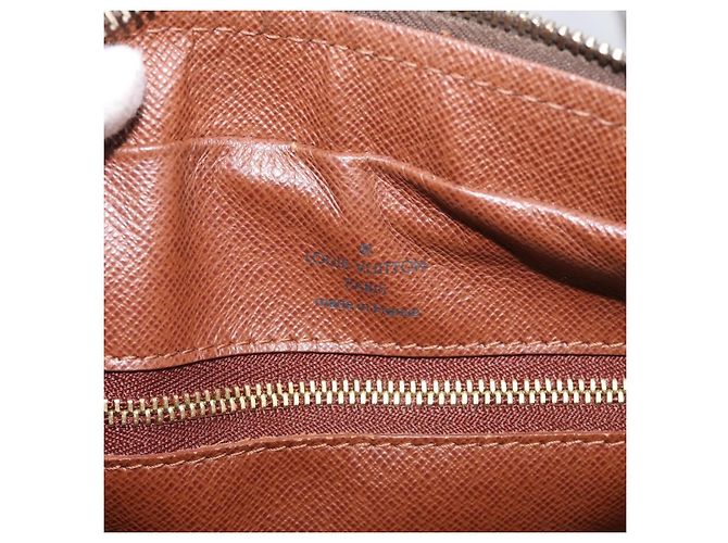 Sac à épaule Louis Vuitton Nil Monogram Canvas - vue 6