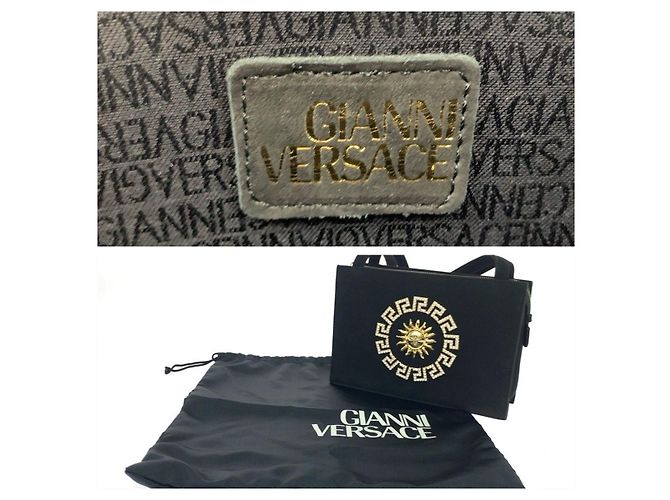 Versace Sunburst Schultertasche aus Wildleder - Ansicht 4