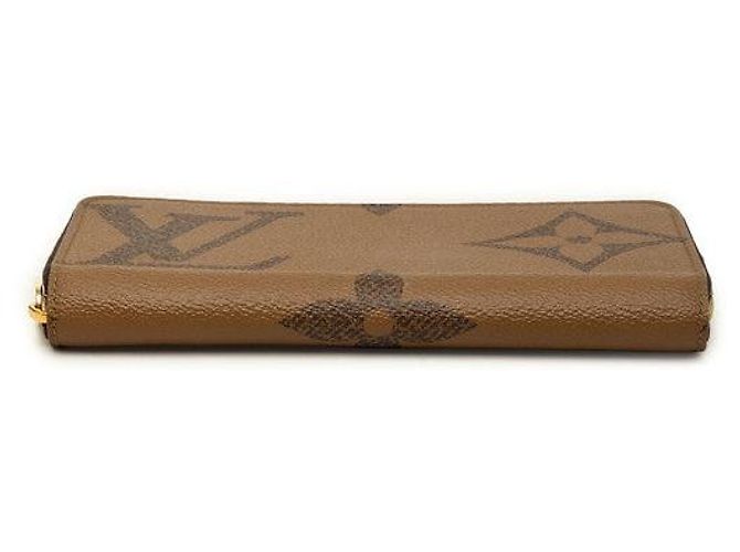 Portafoglio Zippy Louis Vuitton Monogram Giant Reverse - vista 3