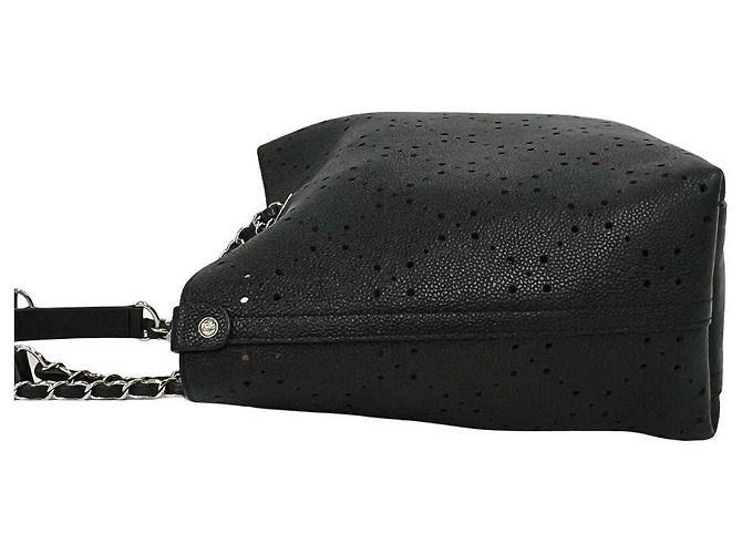 Borsa Tote Chanel in pelle Caviar traforata - vista 5
