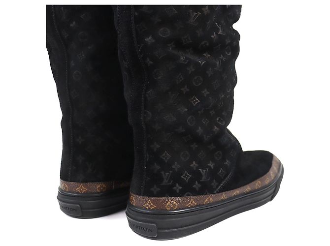 Botas altas Louis Vuitton Snowball Line Monogram de shearling - vista 5