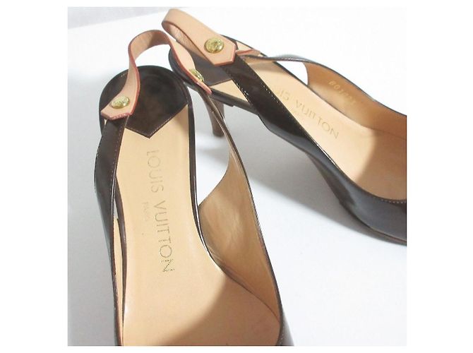 Louis Vuitton Monogram Slingback Pumps aus Lackleder - Ansicht 5