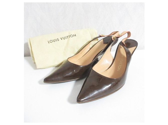 Louis Vuitton Monogram Slingback Pumps aus Lackleder - Ansicht 9