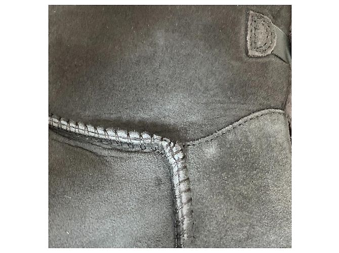 Stivali in pelle di pecora UGG Mini Bailey Bow II - vista 8