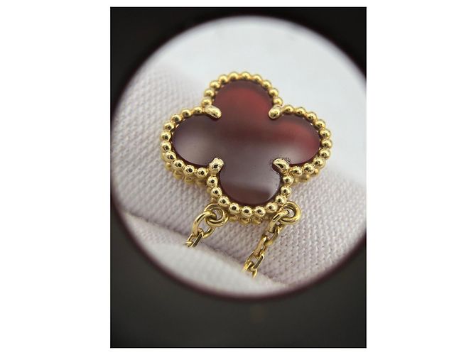 Collana Sweet Alhambra Van Cleef & Arpels Oro Giallo Cornalina - vista 16