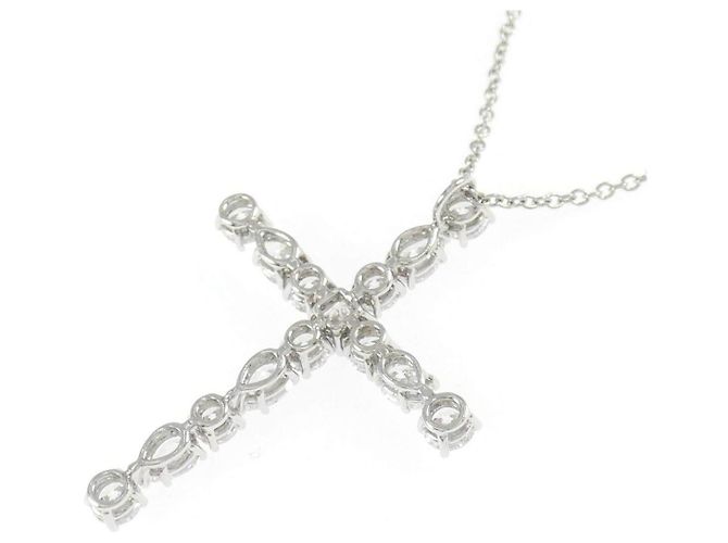 Collana Harry Winston Madonna Cross Small in Platino - vista 4