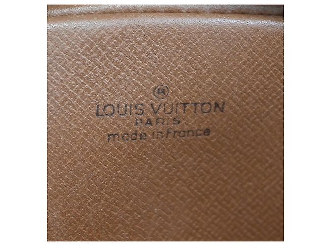 Louis Vuitton Amazone Monogram Canvas Mini - vue 6