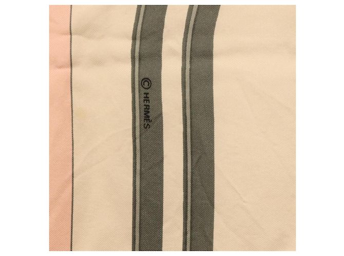 Hermès HERMES Carre 90 Scarf Silk Pink White  Brides de Gala - vista 11