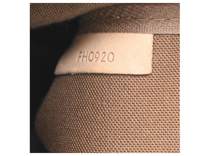 Louis Vuitton Saumur Monogram Canvas 35 - vista 7