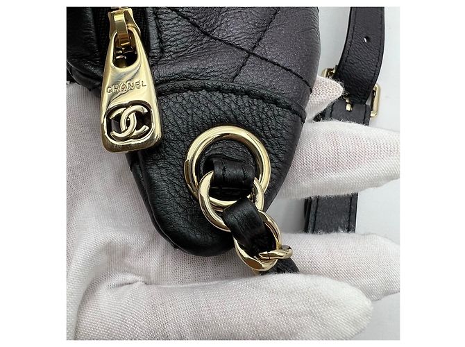 Borsello da vita Chanel in pelle matelassé nera - vista 13