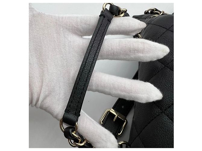 Borsello da vita Chanel in pelle matelassé nera - vista 3