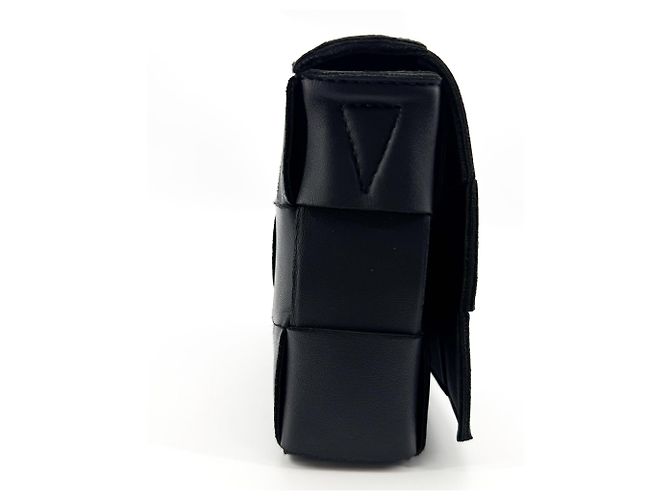 Bottega Veneta Cassette Maxi Intrecciato Leather Mini - vista 4