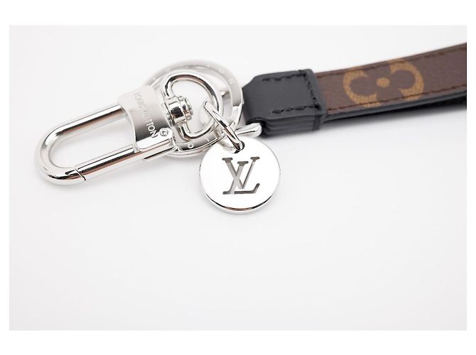 Louis Vuitton Monogram Slim Dragonne Bag Charm & Key Holder - vista 6