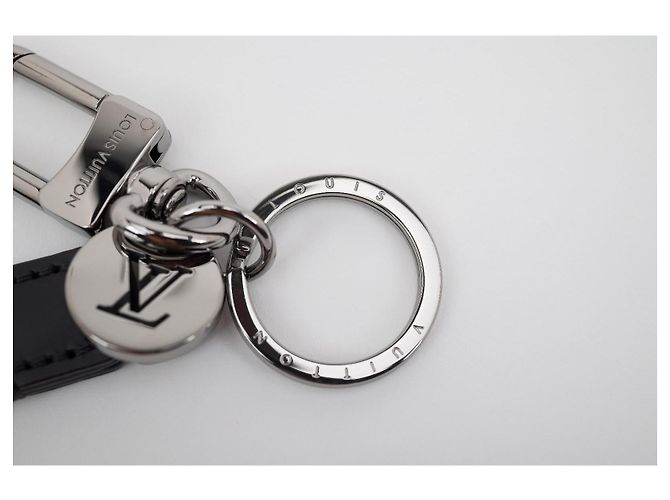Louis Vuitton Dragonne Bag Charm & Key Holder Monogram - vista 4