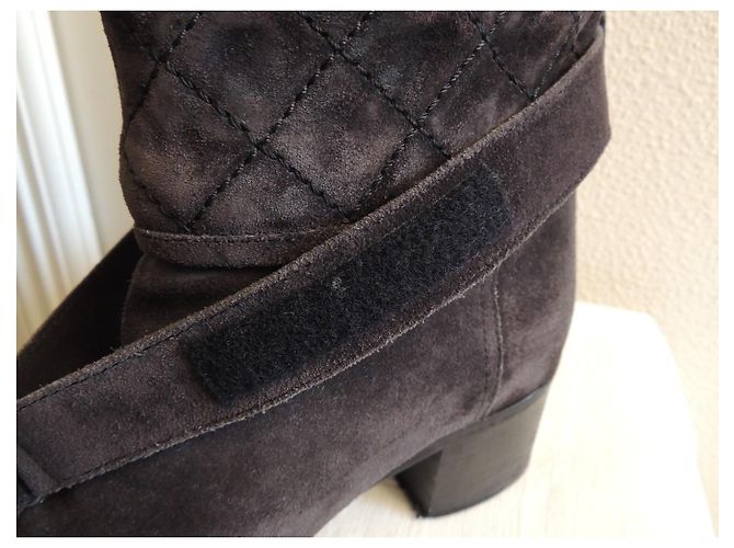 Chanel Mittelschaftstiefel Wildleder Pelz Anthrazit Größe 40 - Ansicht 13
