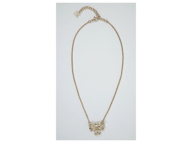 Collana con pendente Chanel Crystal Ribbon Bow CC - vista 3