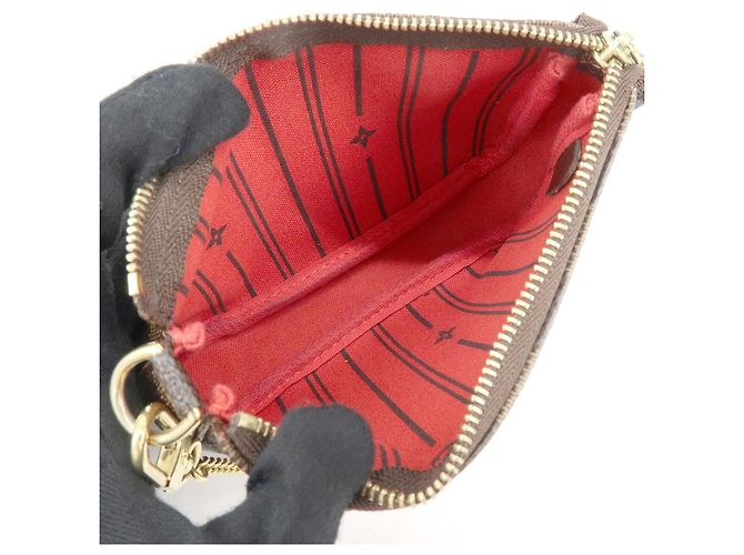 Louis Vuitton Pochette Accessoires Limited Edition Damier Mini - vista 5