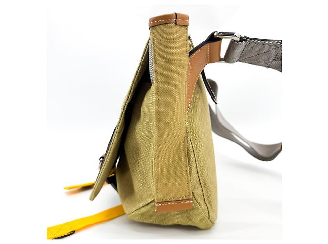 Loewe Shoulder bag Canvas - view 4