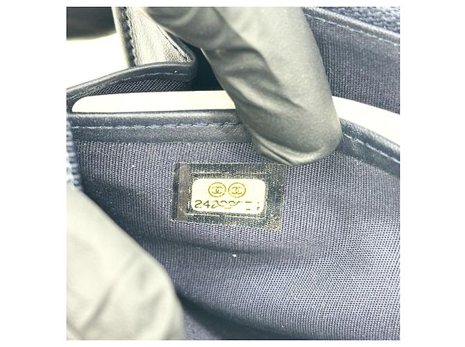 Chanel Boy Zip Around Quilted Caviar Long - Ansicht 7