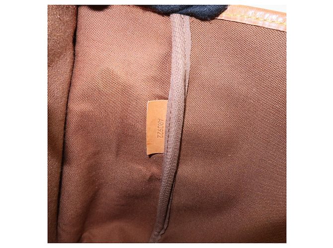 Louis Vuitton Sac Gibeciere Messenger Monogram Canvas GM - vista 7