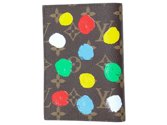 Louis Vuitton x Yayoi Kusama Couverture Passport Case - vista 2