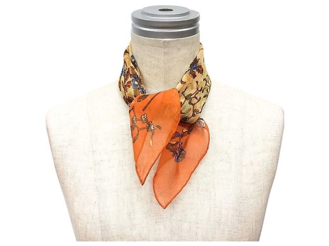 Hermès Foulard di seta arancione Hermes "Neige d'Antan" - vista 2