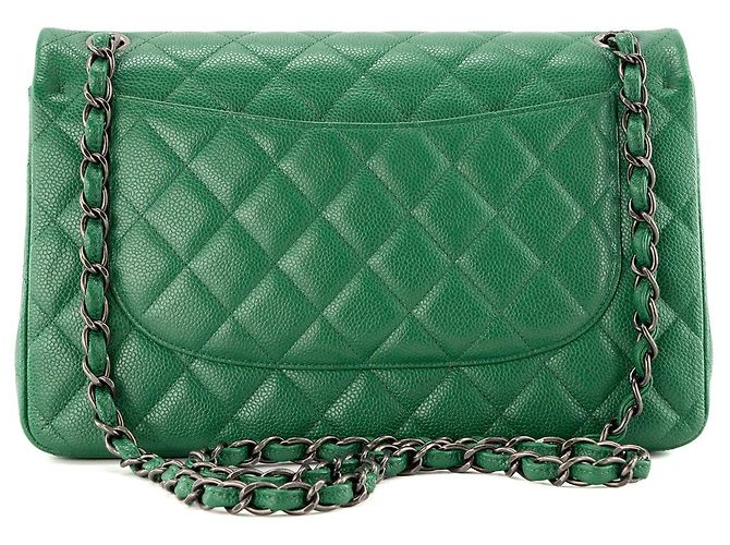 CHANEL - Borsa a tracolla Classique/Timeless Jumbo Chanel in pelle caviar verde - vista 3