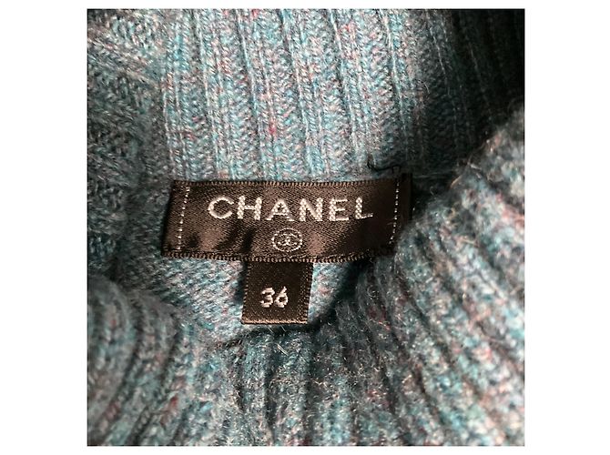 Camisola de gola alta em malha de cashmere intarsia azul multicolor Chanel com placa de logótipo CC - vista 4